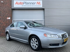 Volvo S80 - 2.0 T5 Kinetic 241PK Clima Cruise Navi PDC