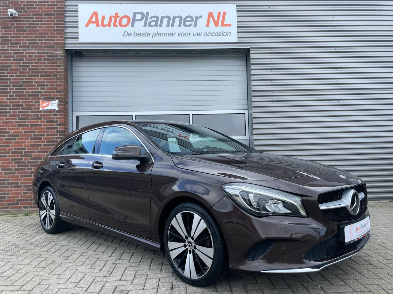 Mercedes-Benz CLA-Klasse - 180 Urban! Camera! Cruise! Navi! - AutoWereld.nl