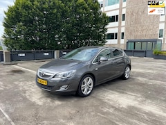 Opel Astra - 1.4 Turbo Sport 140pk Clima Xenon Trekhaak 1e eigenaar