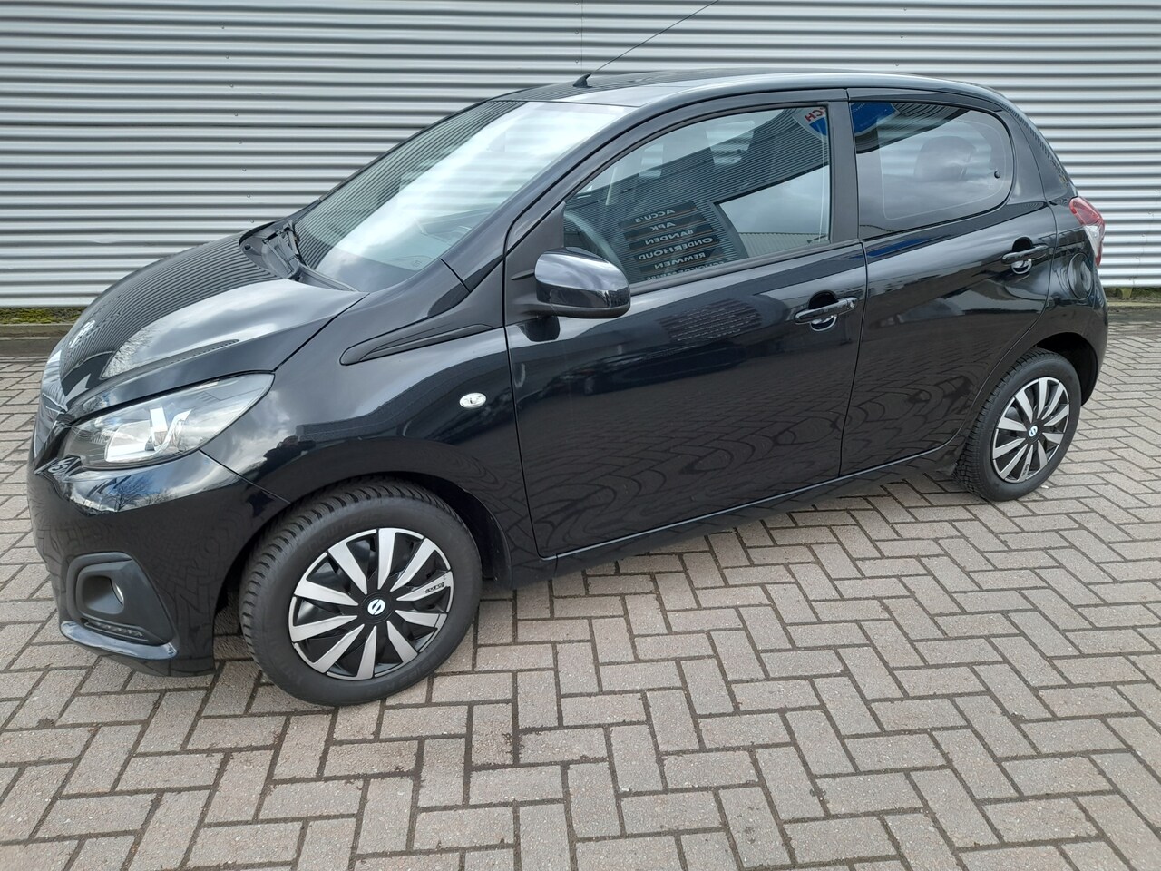 Peugeot 108 - 1.0 e-VTi Active | Airco | Privacy glas | 5 Deurs | RIJKLAARPRIJS INCL 12 MAANDEN GARANTIE - AutoWereld.nl