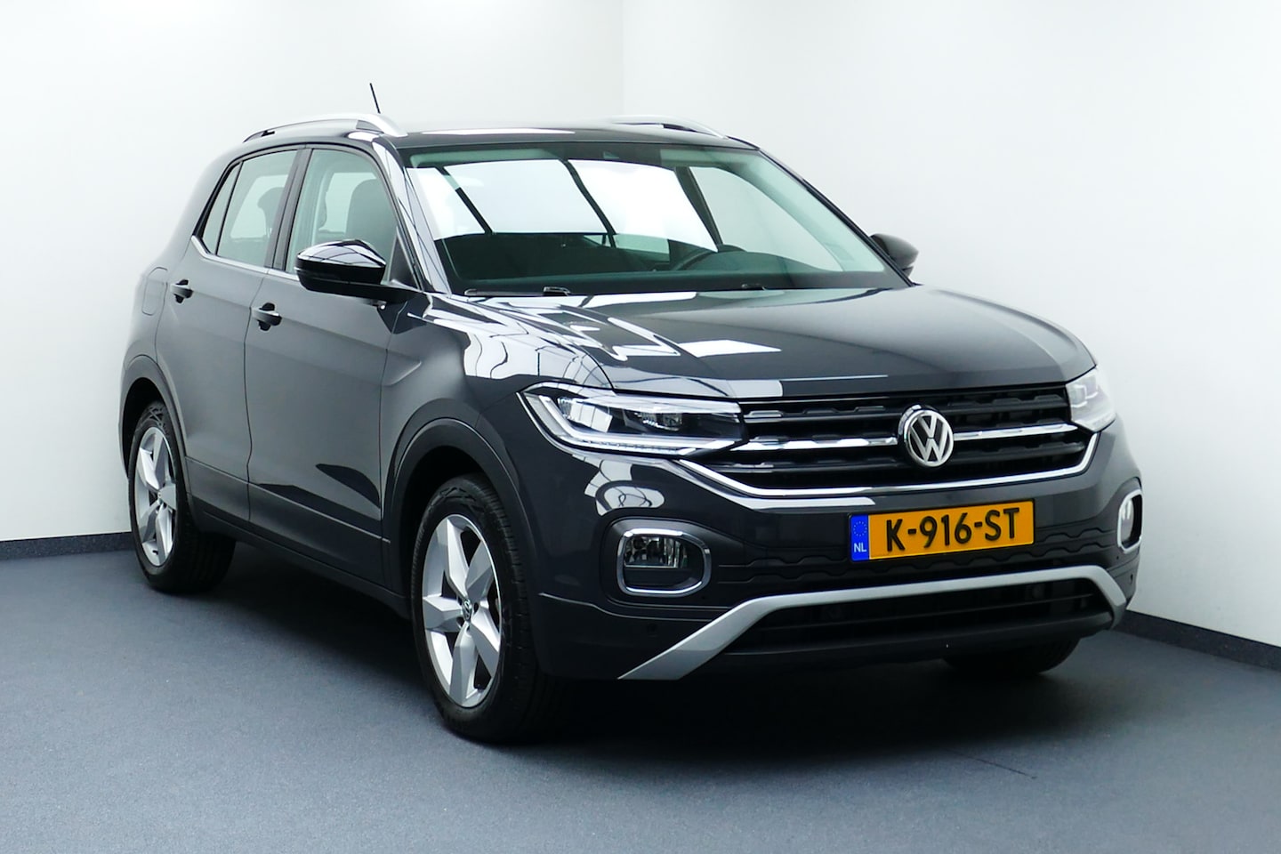 Volkswagen T-Cross - 1.0 TSI Style Clima, Cruise, Stoelverw, Led Koplampen, 17"LMV, Haak 1100kg - AutoWereld.nl