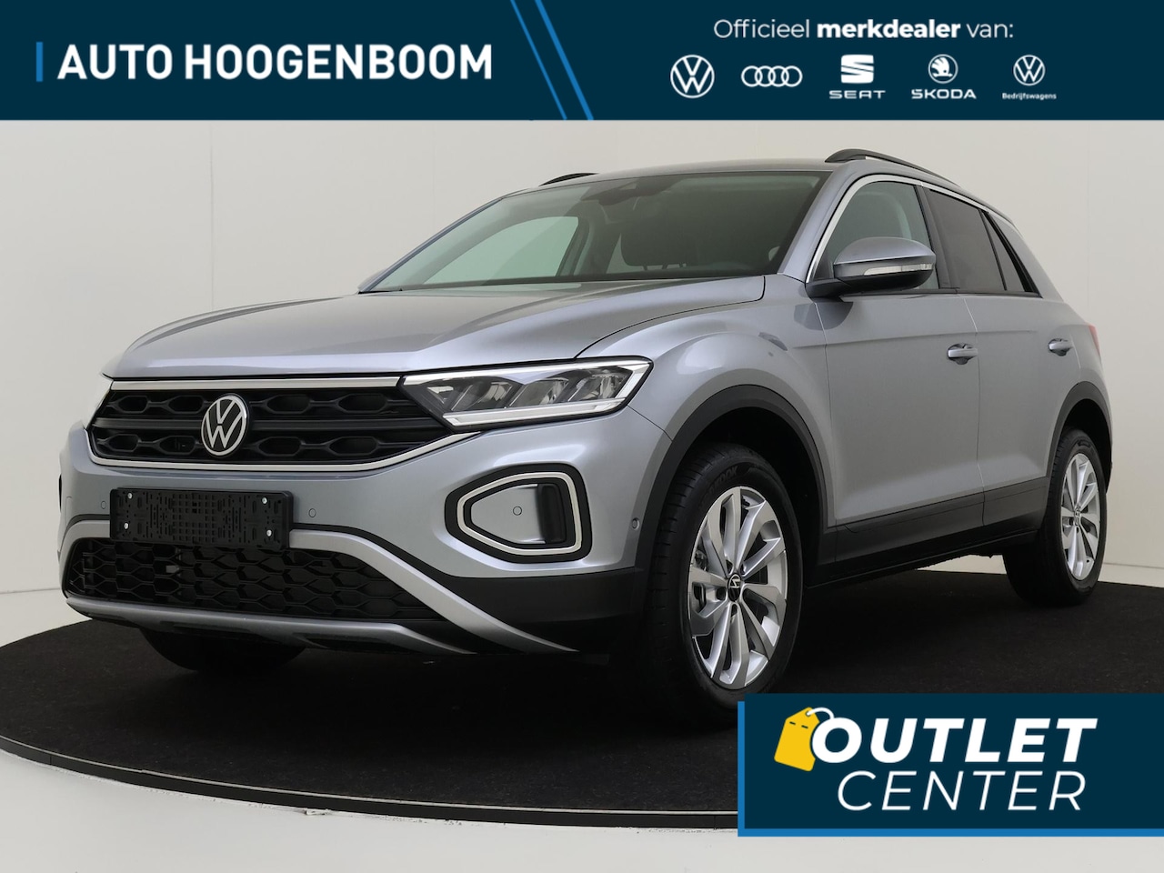 Volkswagen T-Roc - 1.0 TSI Life | Achteruitrijcamera | Keyless entry | Privacy glass achter | Apple carplay / - AutoWereld.nl