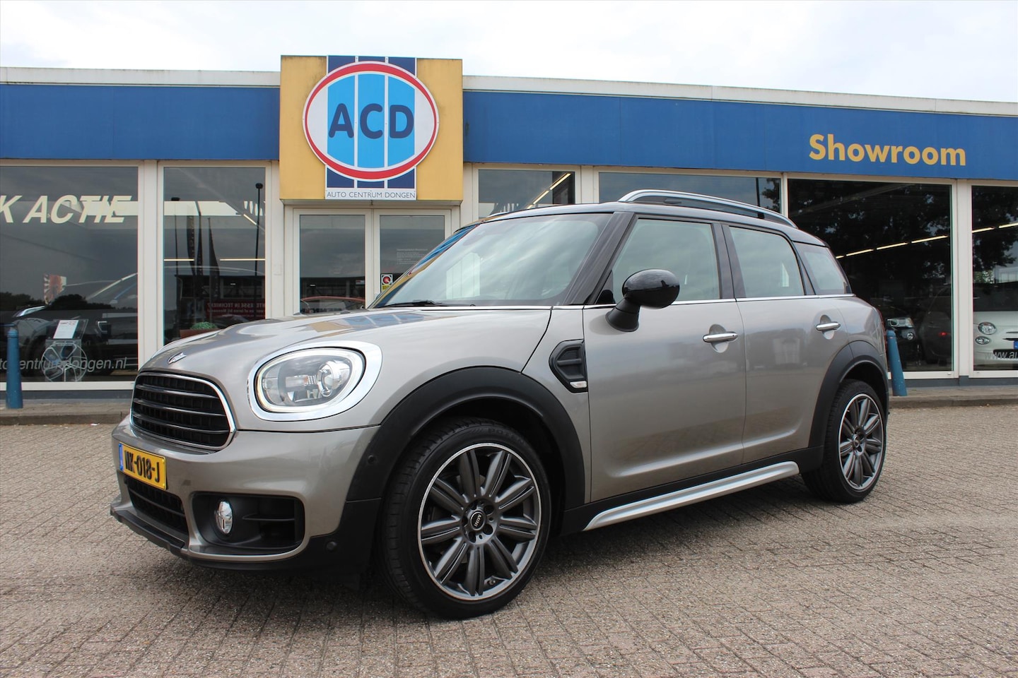 MINI Countryman - 1.5 136pk Aut. Cooper Chili | PanoramaDak | Orig. NL | 1ste Eig. | Sport leder int. | Bekl - AutoWereld.nl