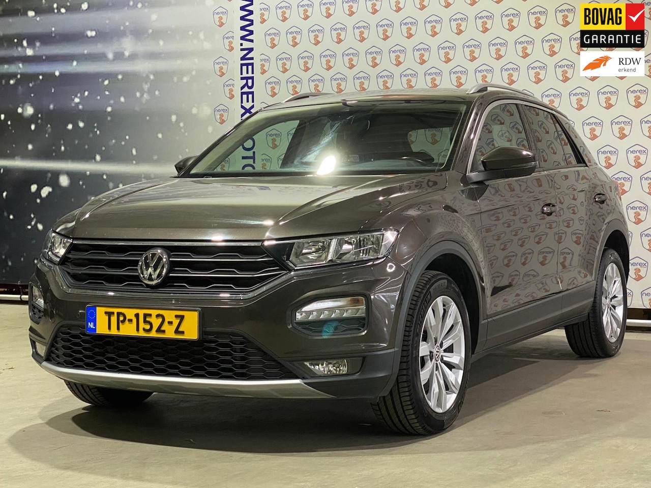 Volkswagen T-Roc - 1.5 TSI Style | Navigatie | Camera | Apple carplay - AutoWereld.nl