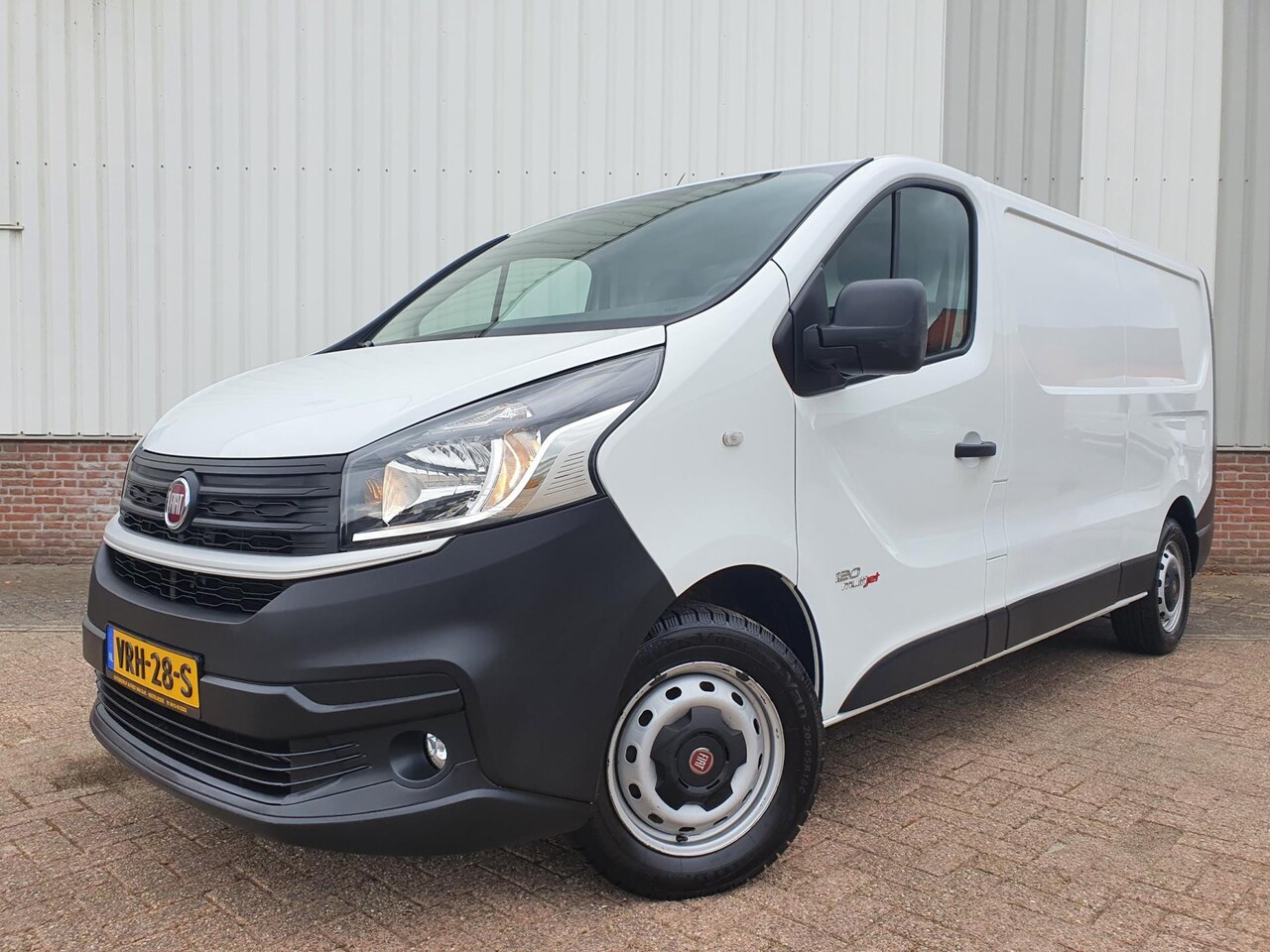 Renault Trafic - 1.6 dCi T29 L2H1 PDC*Airco - AutoWereld.nl