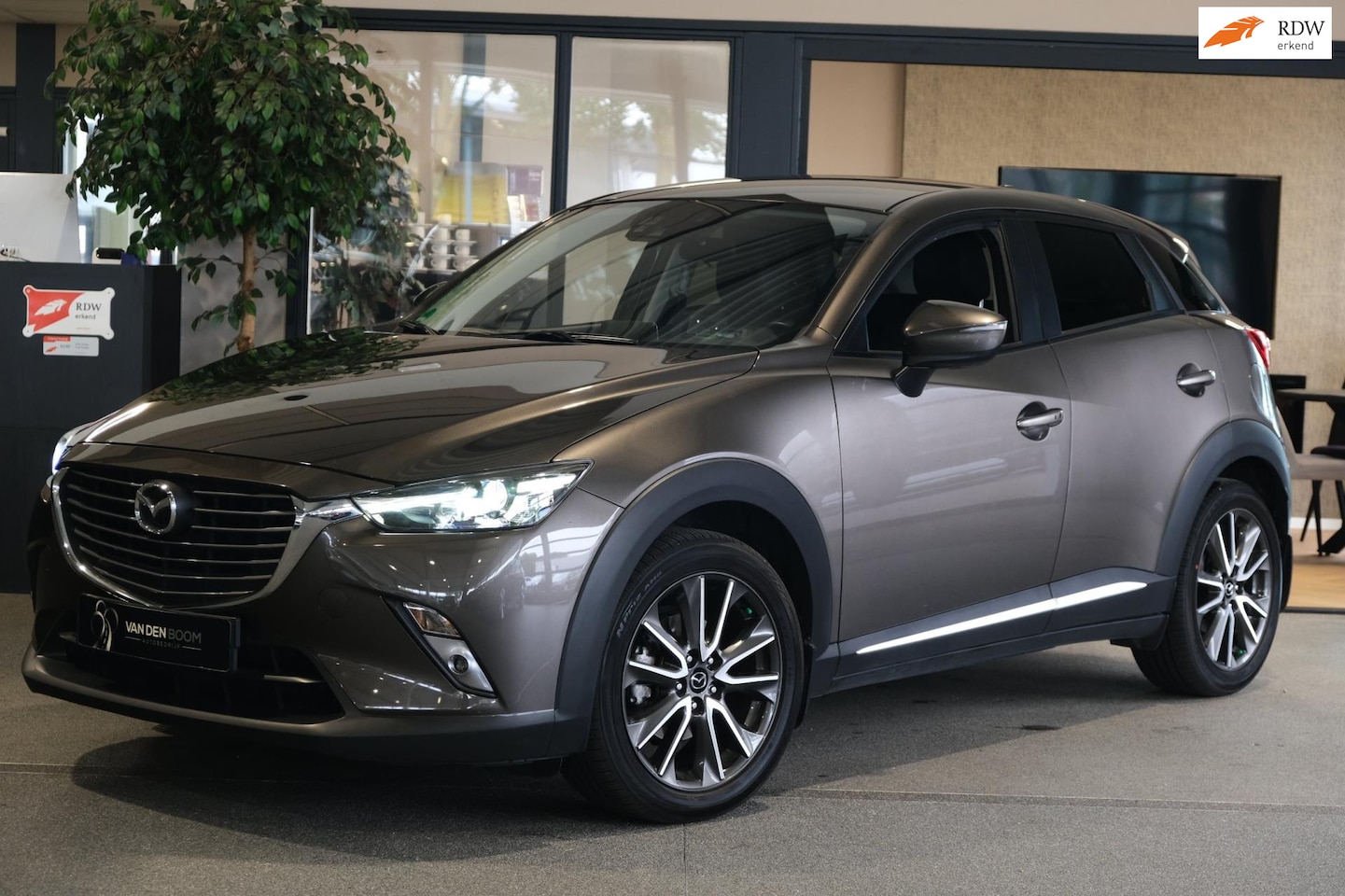 Mazda CX-3 - 2.0 SkyActiv-G 120 SkyLease Navi Trek Leder HUD Led Pdc - AutoWereld.nl