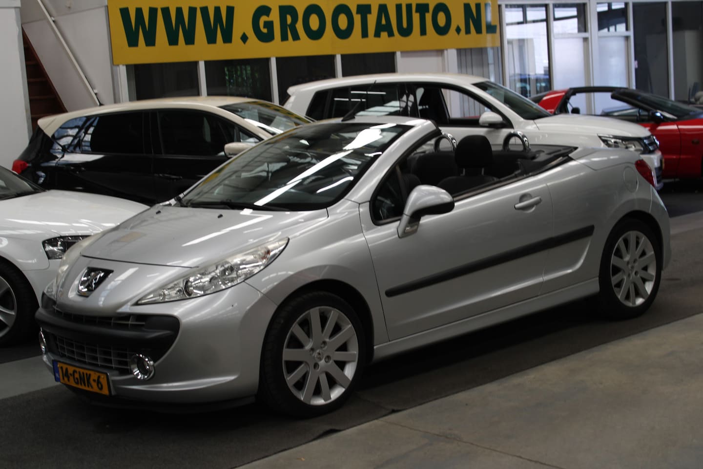 Peugeot 207 CC - 1.6 VTi Féline Automaat Airco, Stuurbekrachtiging - AutoWereld.nl