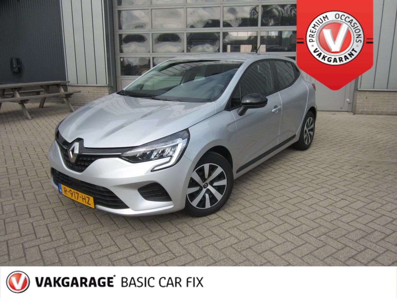 Renault Clio - 1.0 TCe 90 Equilibre airco navi - AutoWereld.nl