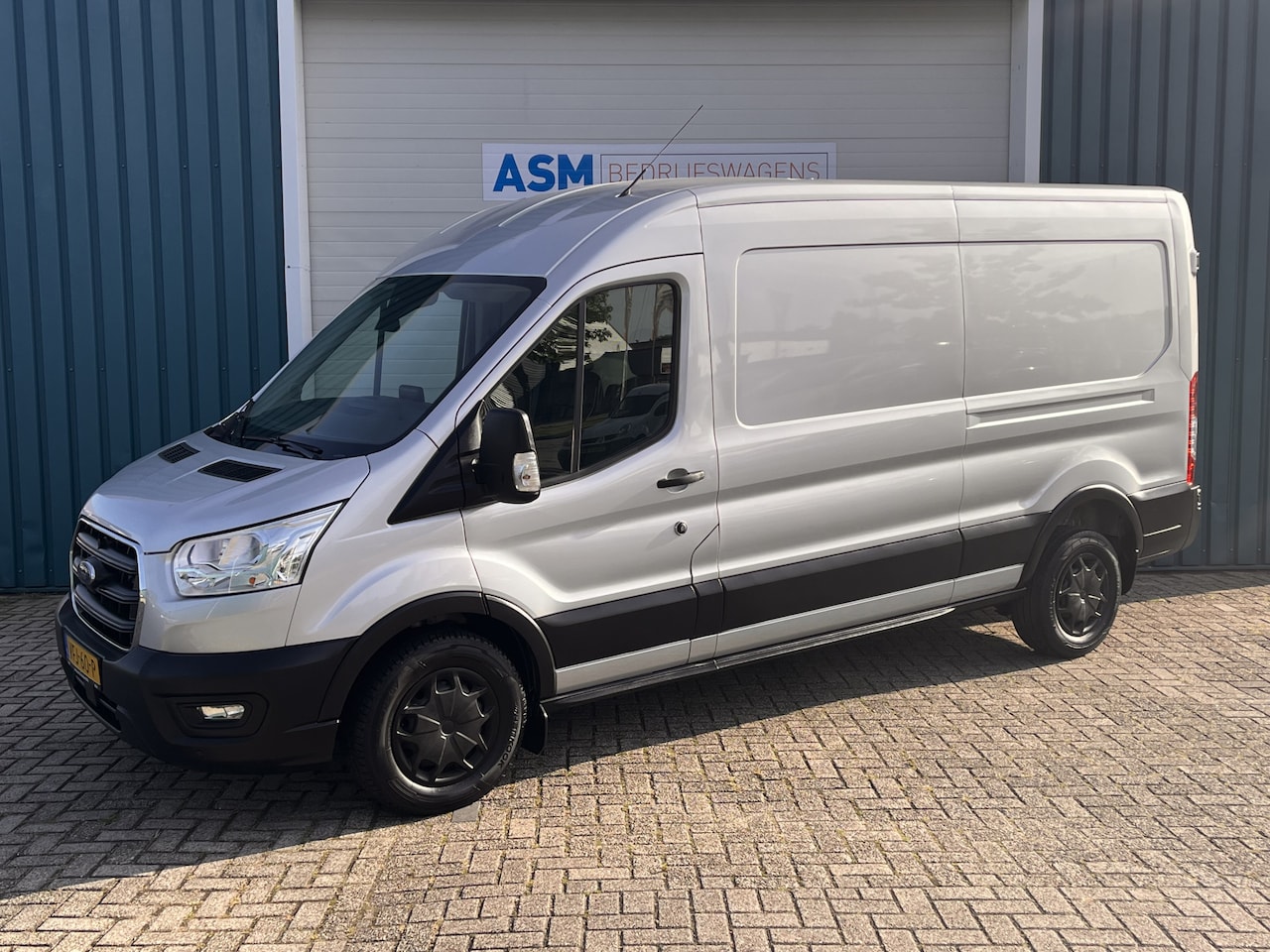 Ford Transit - 330 2.0 170Pk TDCI L3H2 Trend / Cruise / Airco / Lease €302,- pm / Apk t/m 16-01-2025 - AutoWereld.nl