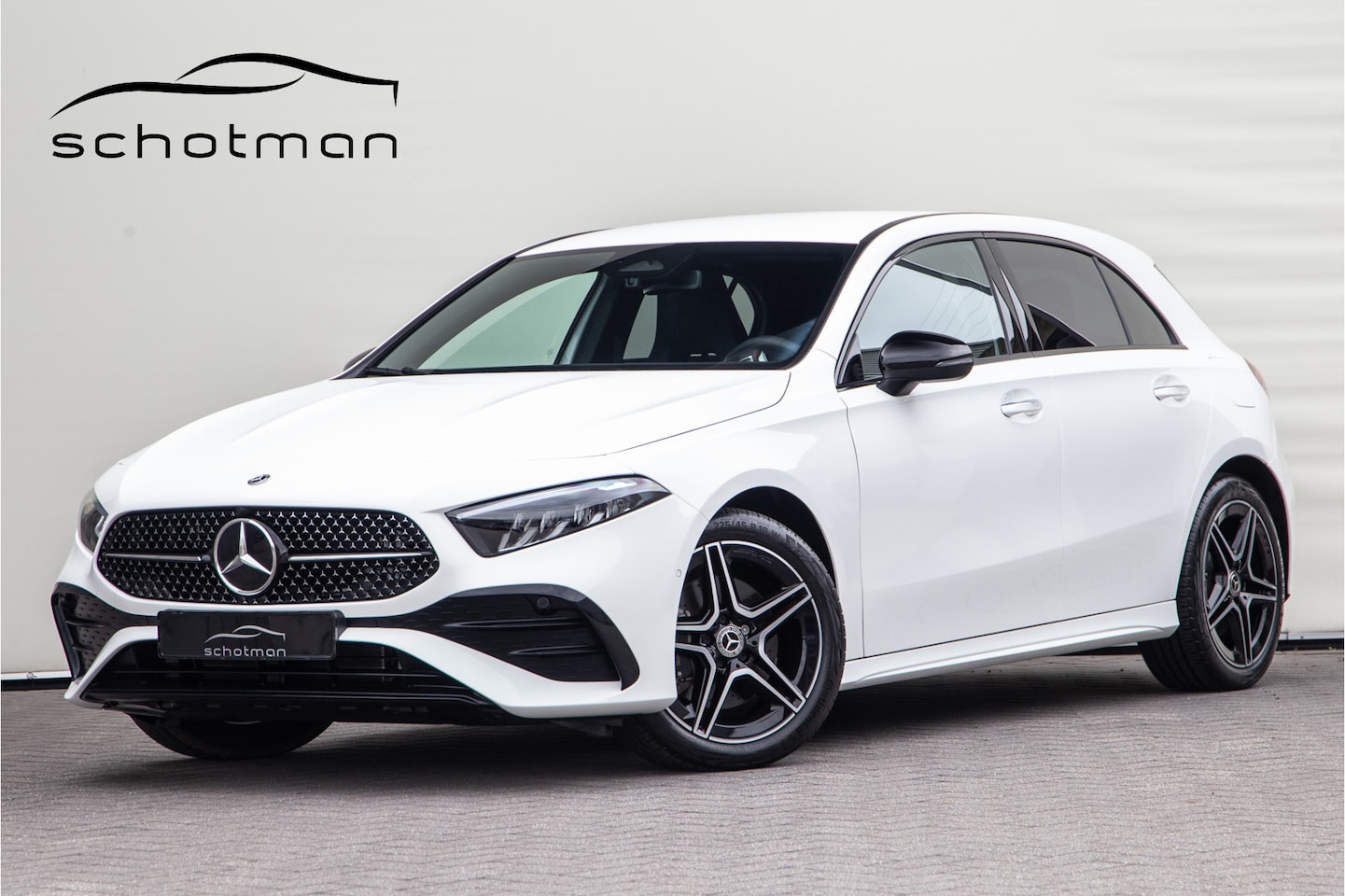 Mercedes-Benz A-klasse - 250 e AMG Line Facelift, Nightpack, Camera, Widescreen, Hybrid - AutoWereld.nl