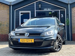 Volkswagen Golf - 2.0 TDI GTD |Pano + Keyless + Lederbekleding