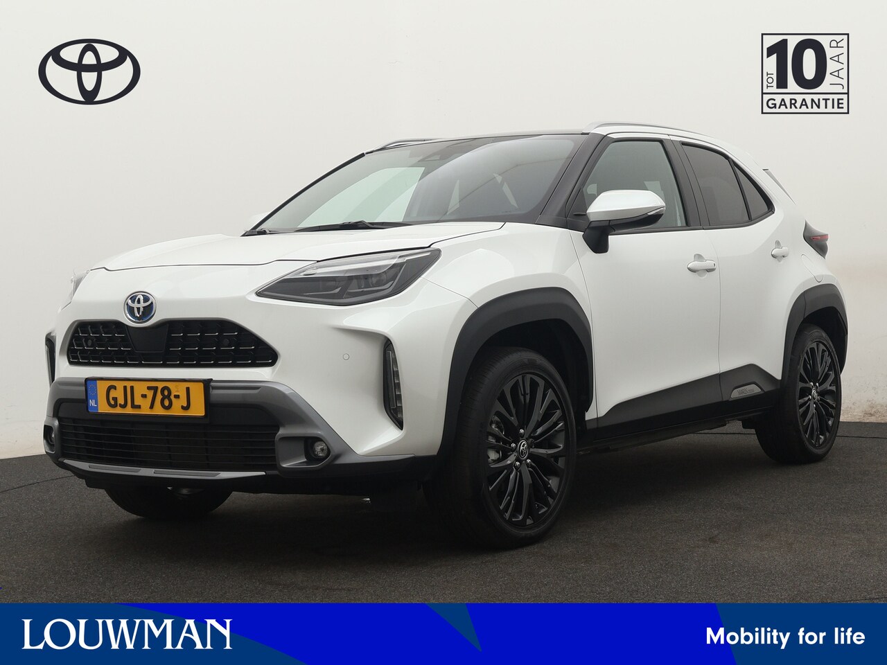 Toyota Yaris Cross - 1.5 Hybrid Adventure Limited | Panoramadak | Head-Up Display | Afneembare Trekhaak | - AutoWereld.nl