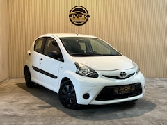 Toyota Aygo - 1.0-12V Now 5-DEURS, AIRCO, BJ 2011