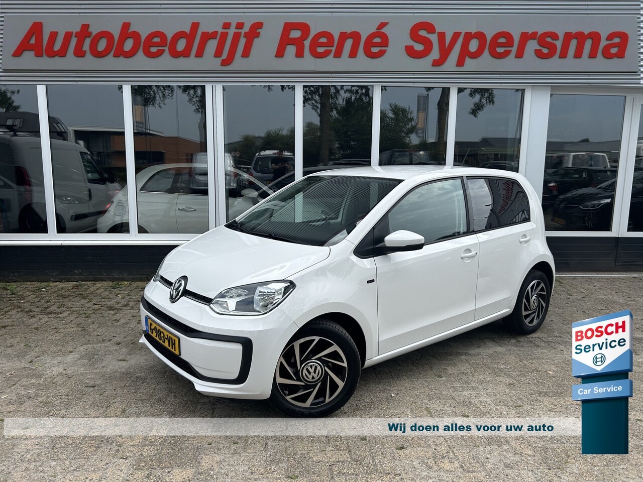 Volkswagen Up! - 1.0 BMT move up! | Airco | Lichtmetalen velgen | Blokjes bekleding - AutoWereld.nl