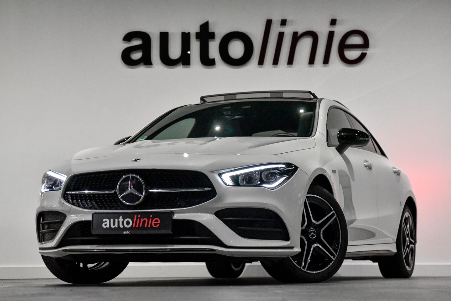 Mercedes-Benz CLA-Klasse - 250 e AMG Plug-In Edition. Pano, Dodeh, Sfeer, CarPlay! - AutoWereld.nl