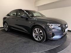 Audi e-tron Sportback - 55 quattro Business edition 95 kWh | Afneembare trekhaak | Topview 360 graden camera | Bag