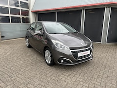 Peugeot 208 - 1.2 PureTech Signature