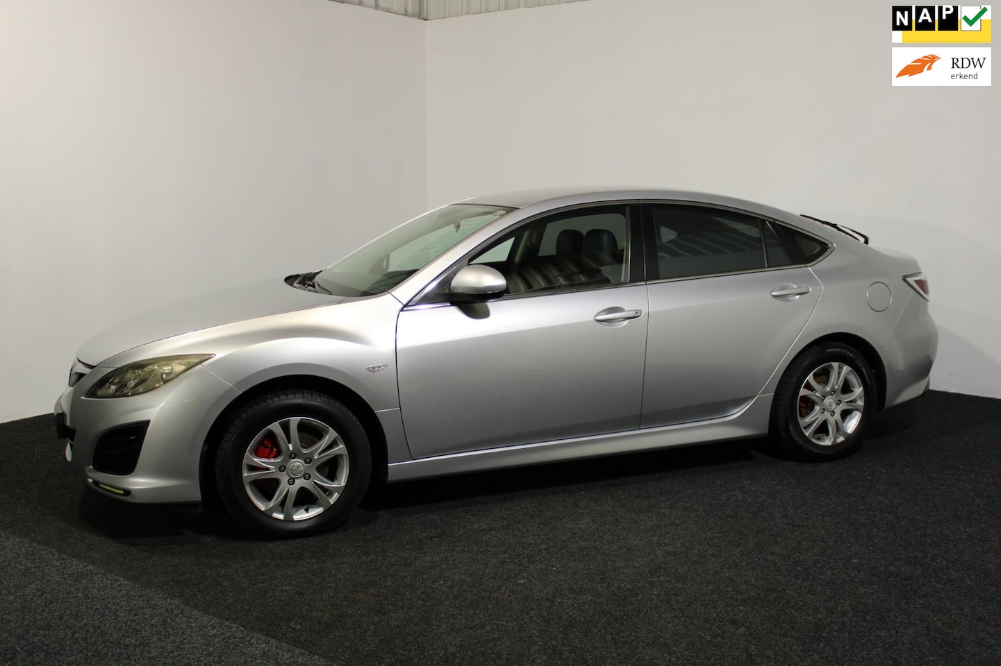 Mazda 6 - 1.8 Business|leder|Navi|Trekhaak|Park.sensor|Nwe APK| - AutoWereld.nl