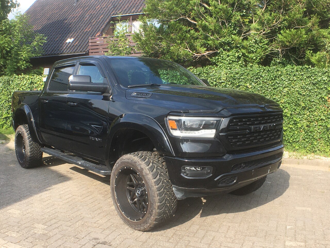 Dodge Ram 1500 - 5.7 V8 Crew Cab 5'7 Incl nieuwe LPG prins installatie, Alpine soundsystem 12"scherm - AutoWereld.nl