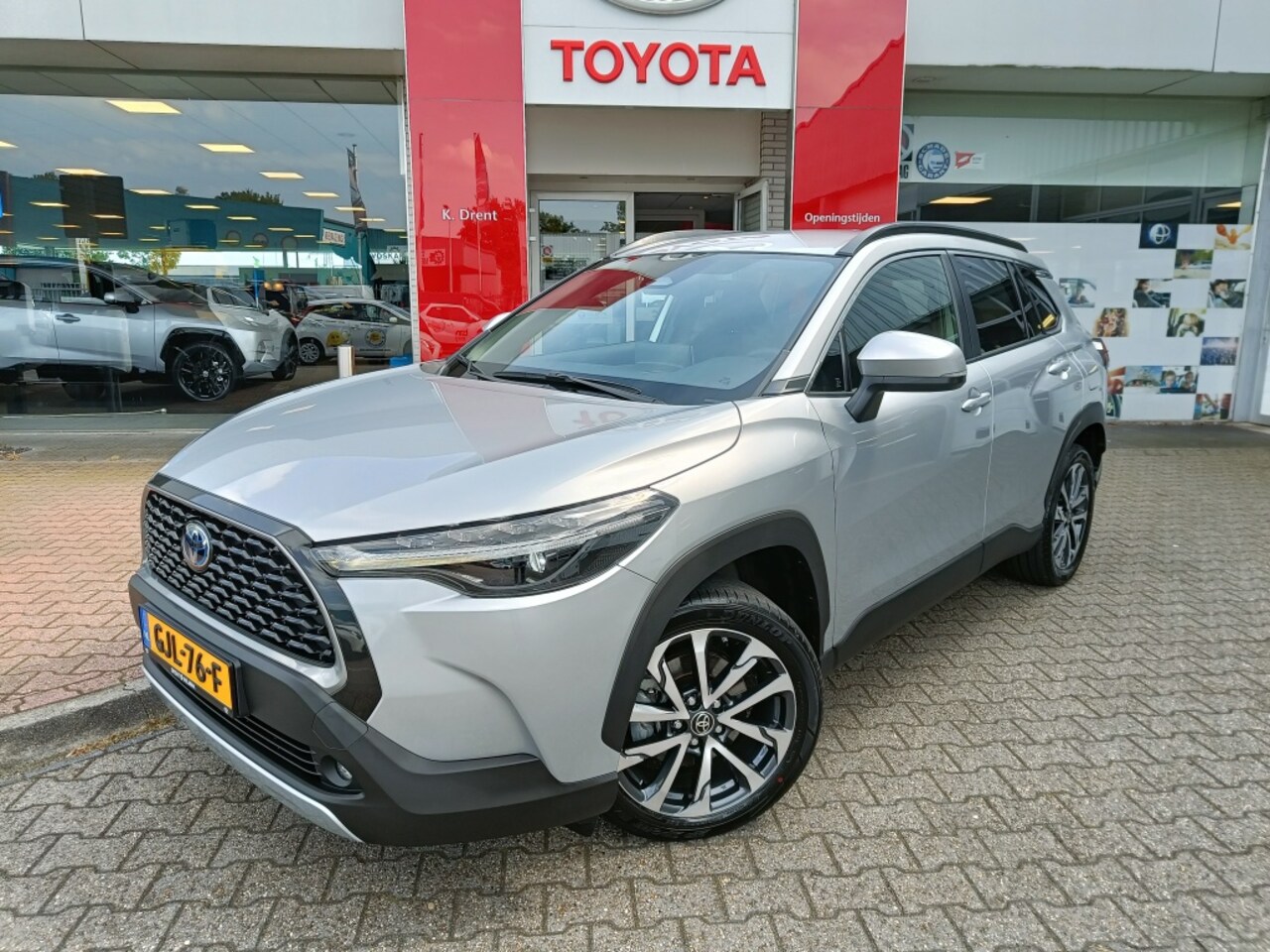 Toyota Corolla Cross - Hybrid 200 Dynamic Plus | Navi | Stoel & Stuurverwarming | Andro - AutoWereld.nl