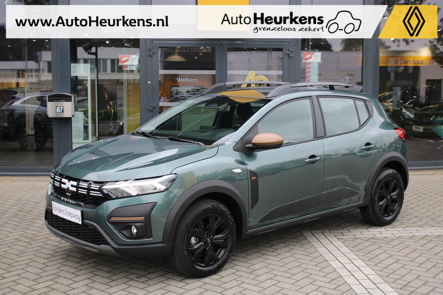 Dacia Sandero Stepway - TCe 110 Extreme | Media Nav | Parkeersensoren | - AutoWereld.nl