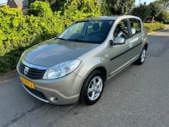 Dacia Sandero - 1.6 Lauréate