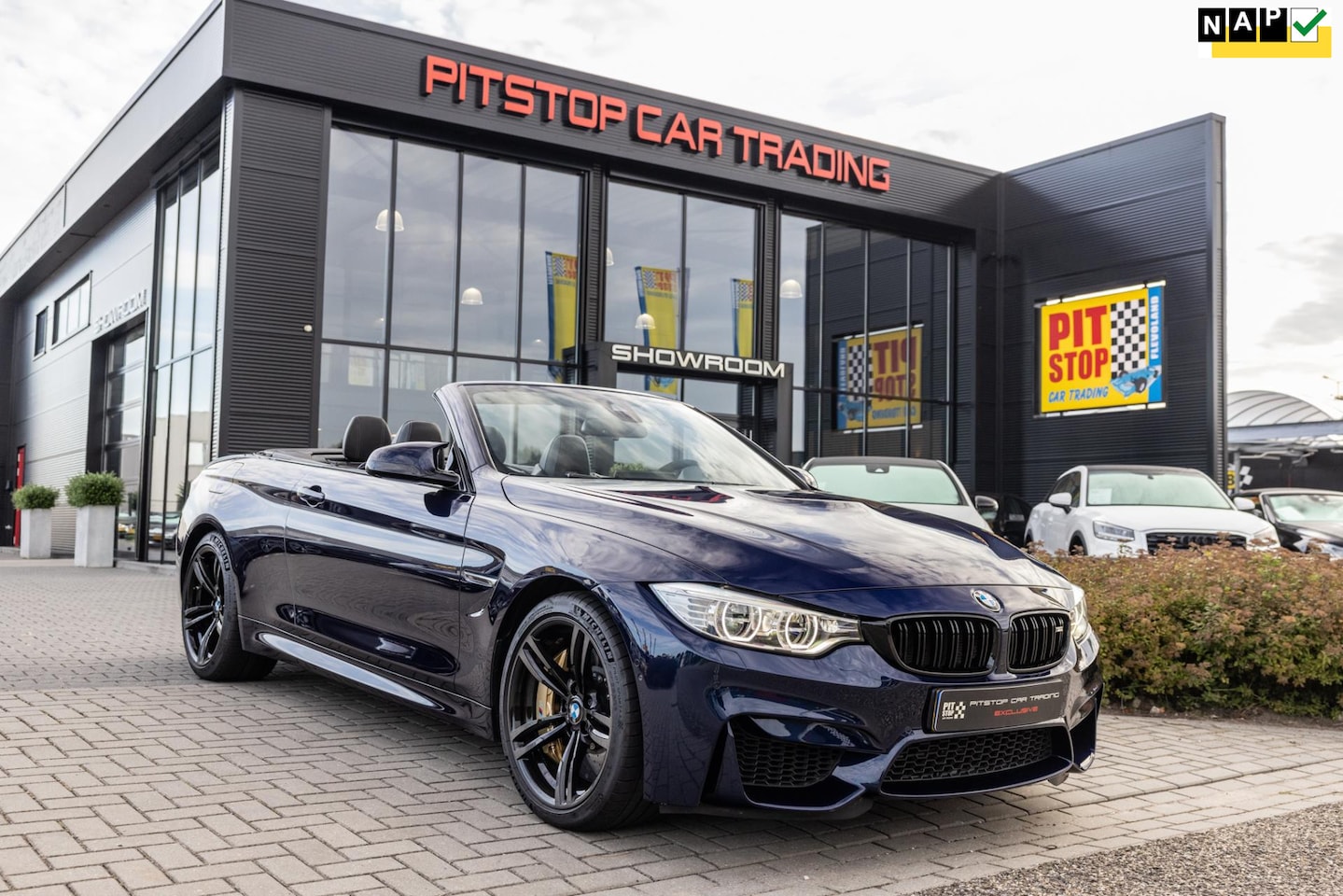 BMW 4-serie Cabrio - M4 M4, 431 PK, Tanzanite Blue, Keramisch, Nieuwstaat!! - AutoWereld.nl