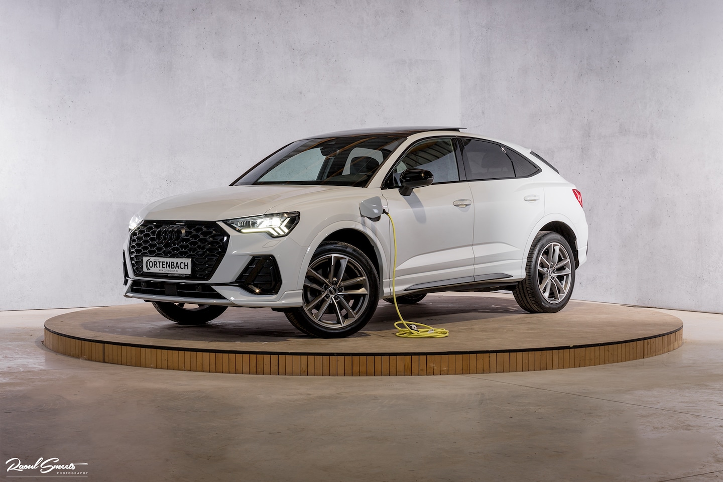 Audi Q3 Sportback - 45 TFSI e S Edition | Adaptive cruise | Panorama | Matrix | Carplay - AutoWereld.nl