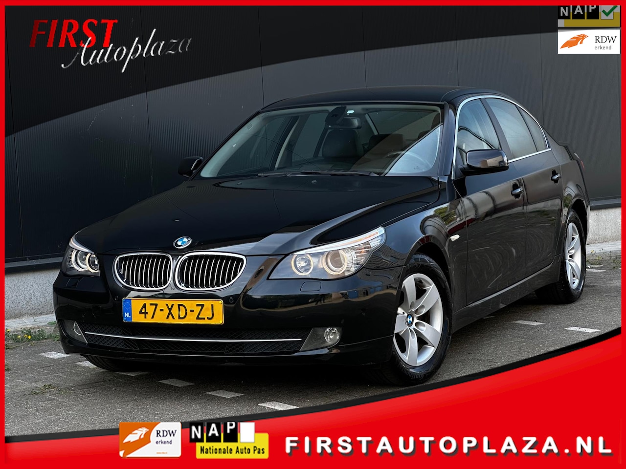 BMW 5-serie - 523i Executive AUTOMAAT LEDER/NAVI/CRUISE/FACELIFT | NETTE AUTO ! - AutoWereld.nl