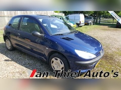 Peugeot 206 - 1.4 XR