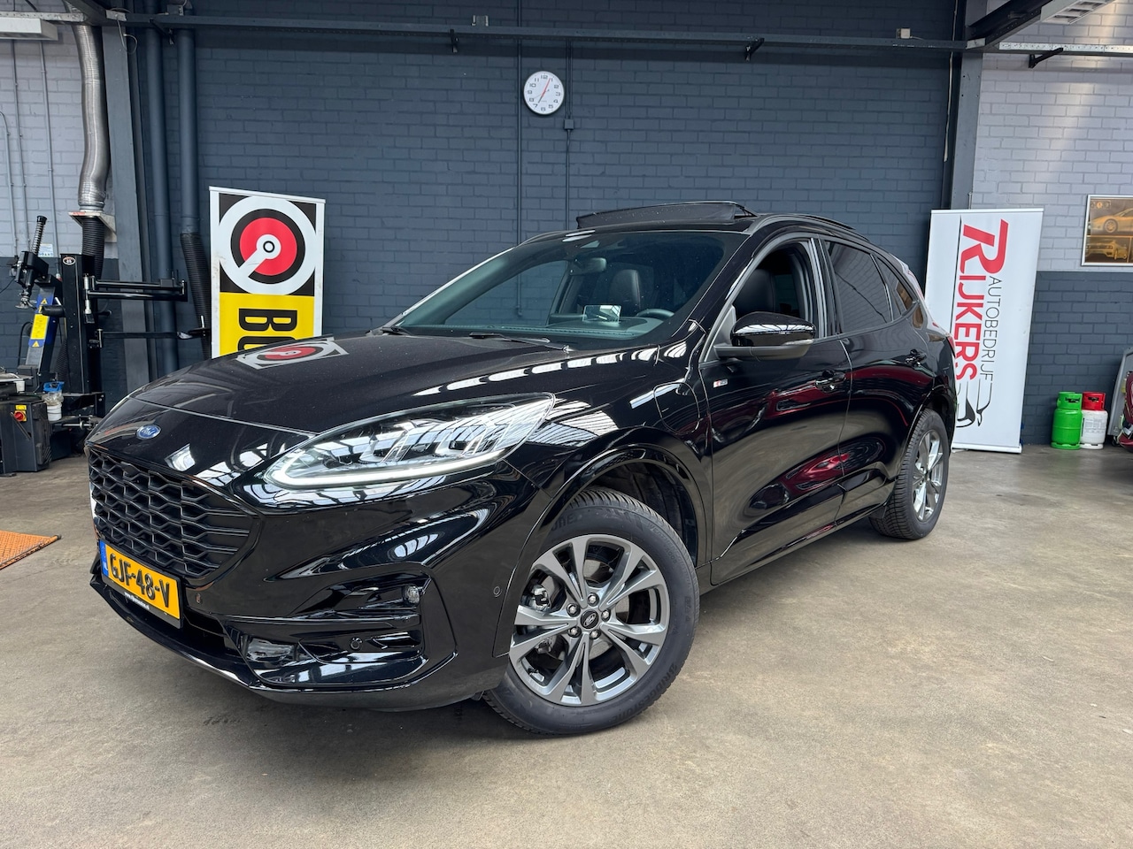 Ford Kuga - 2.5 PHEV ST-Line X 225PK 4jhr-100dkm garantie,Panodak,ACC,Blis,Lane Assist,Apple Carpl,Nav - AutoWereld.nl