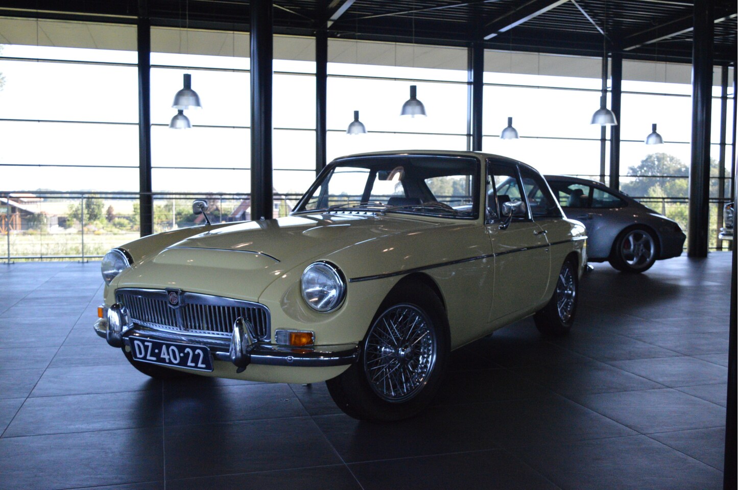 MG C type - C-GT Matching / Overdrive 1968 - AutoWereld.nl