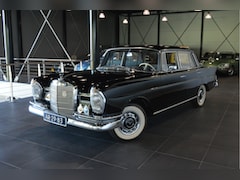 Mercedes-Benz 220 - S Heckflosse W111-Serie Sedan 1962