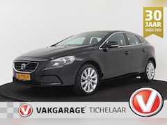 Volvo V40 - 2.0 T3 Momentum | Org NL | Dealer Ond. | Stoelverwarming | Climate Control | Navigatie |