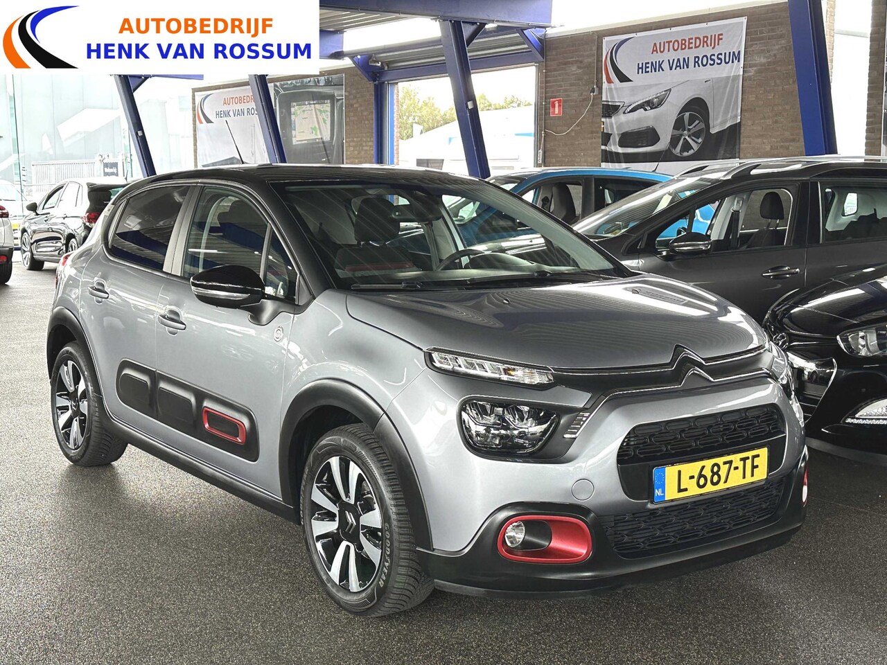 Citroën C3 - 1.2 PureTech C-Series Navi | Carplay | PDC | Clima | NAP. - AutoWereld.nl