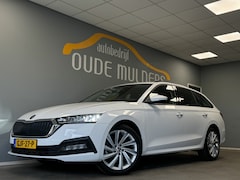 Skoda Octavia Combi - 1.4 TSI iV Parkeersensoren/Stoelverwarming/CruiseControl