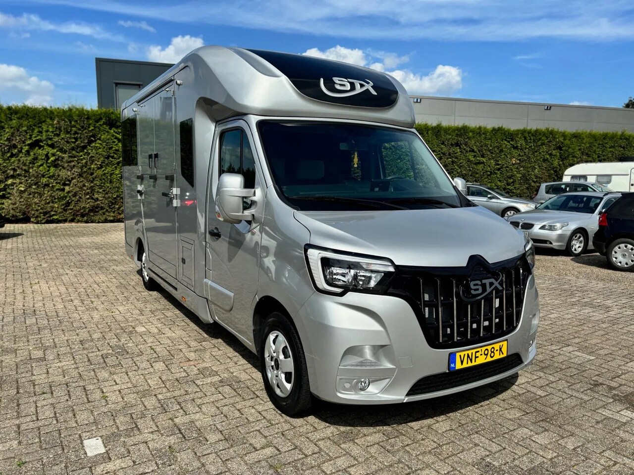 Renault Master - STX T35 2.3 dCi L3H2 Energy - AutoWereld.nl