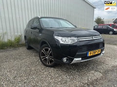 Mitsubishi Outlander - 2.0 PHEV Business Edition X-Line KLIMAAT VAVI CAMERE