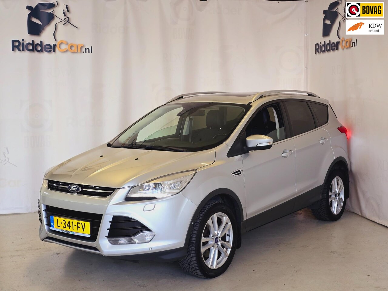 Ford Kuga - 1.6 Titanium Plus 4WD|GARANTIE|AUTOMAAT|PANO|LEDER|ELEK STOELEN - AutoWereld.nl