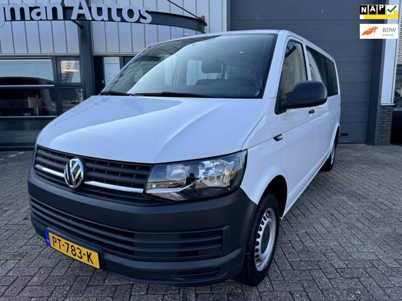 Volkswagen Transporter Kombi - 2.0 TDI L2H3 2.0 TDI L2H3 - AutoWereld.nl