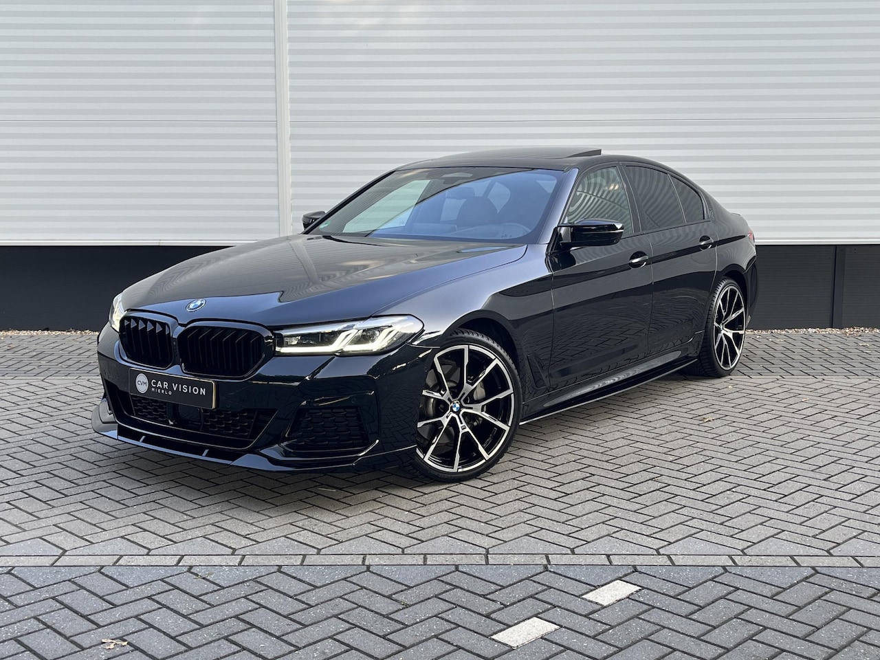 BMW 5-serie - 530i xDrive High Executive Edition * M-pakket * Head-up * Carplay * Luxury edition * M5 * - AutoWereld.nl