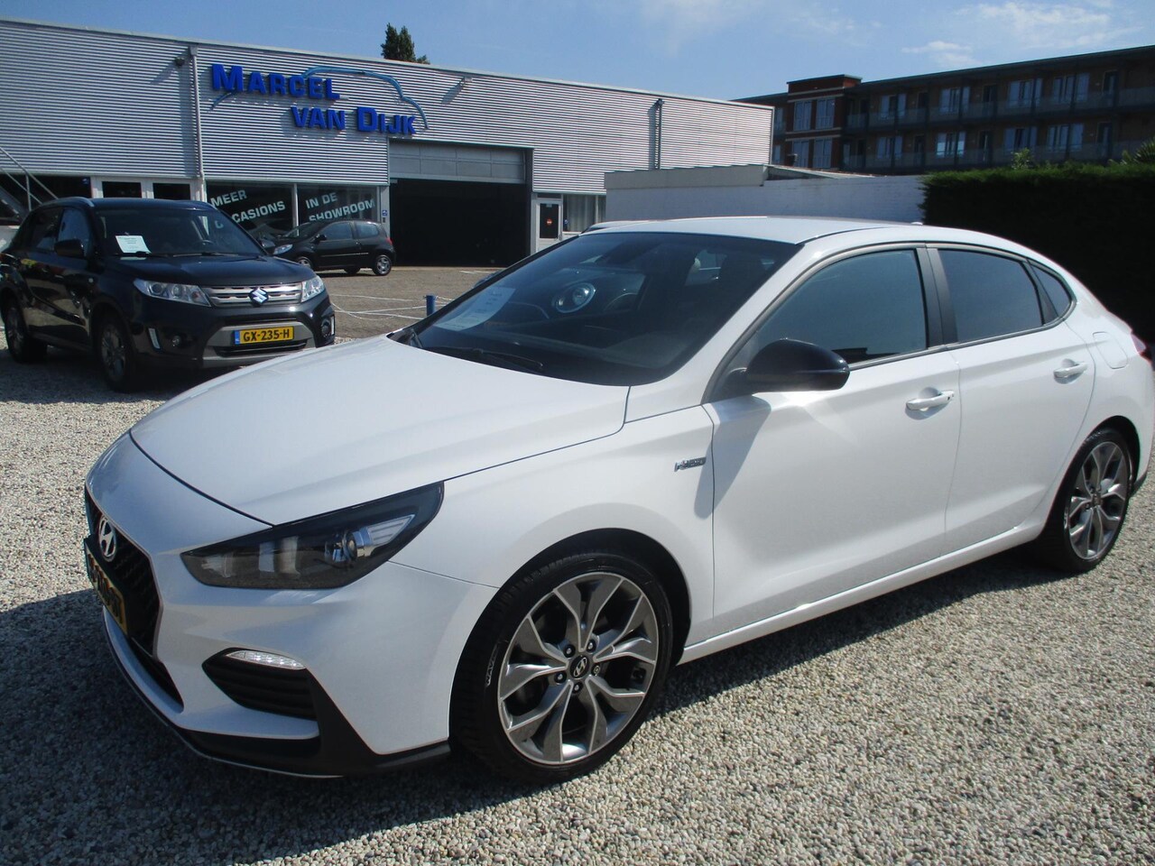 Hyundai i30 Fastback - 1.4 T-GDI N Line 1.4 T-GDI (benzine) N Line - AutoWereld.nl