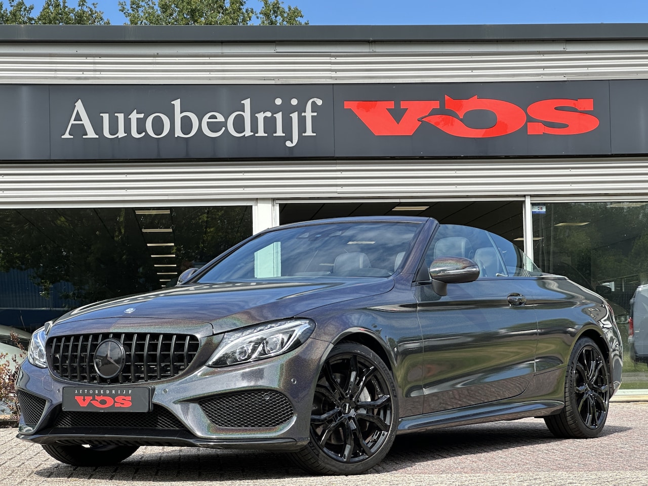 Mercedes-Benz C-klasse Cabrio - 300 AMG-Line | Comand | ILS | Distronic+ | 245 pk - AutoWereld.nl