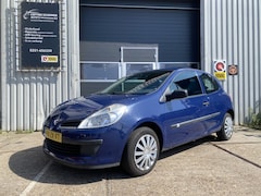 Renault Clio - 1.2-16V Expression