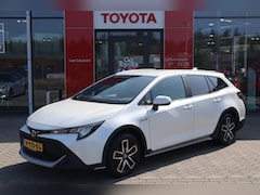 Toyota Corolla Touring Sports - 1.8 HYBRID TREK EL-ACHTERKLEP TREKHAAK DAB+ KEYLESS STOELVERW. NAVI AD-CRUISE PRIVACY GLAS