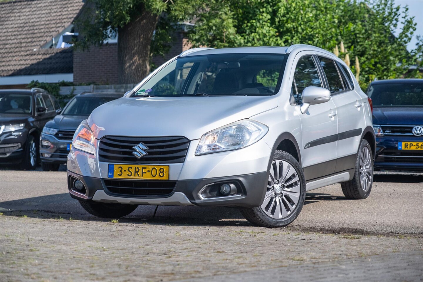 Suzuki SX4 S-Cross - 1.6 VVT 120pk 2WD CVT Exclusive panodak trekhaak - AutoWereld.nl