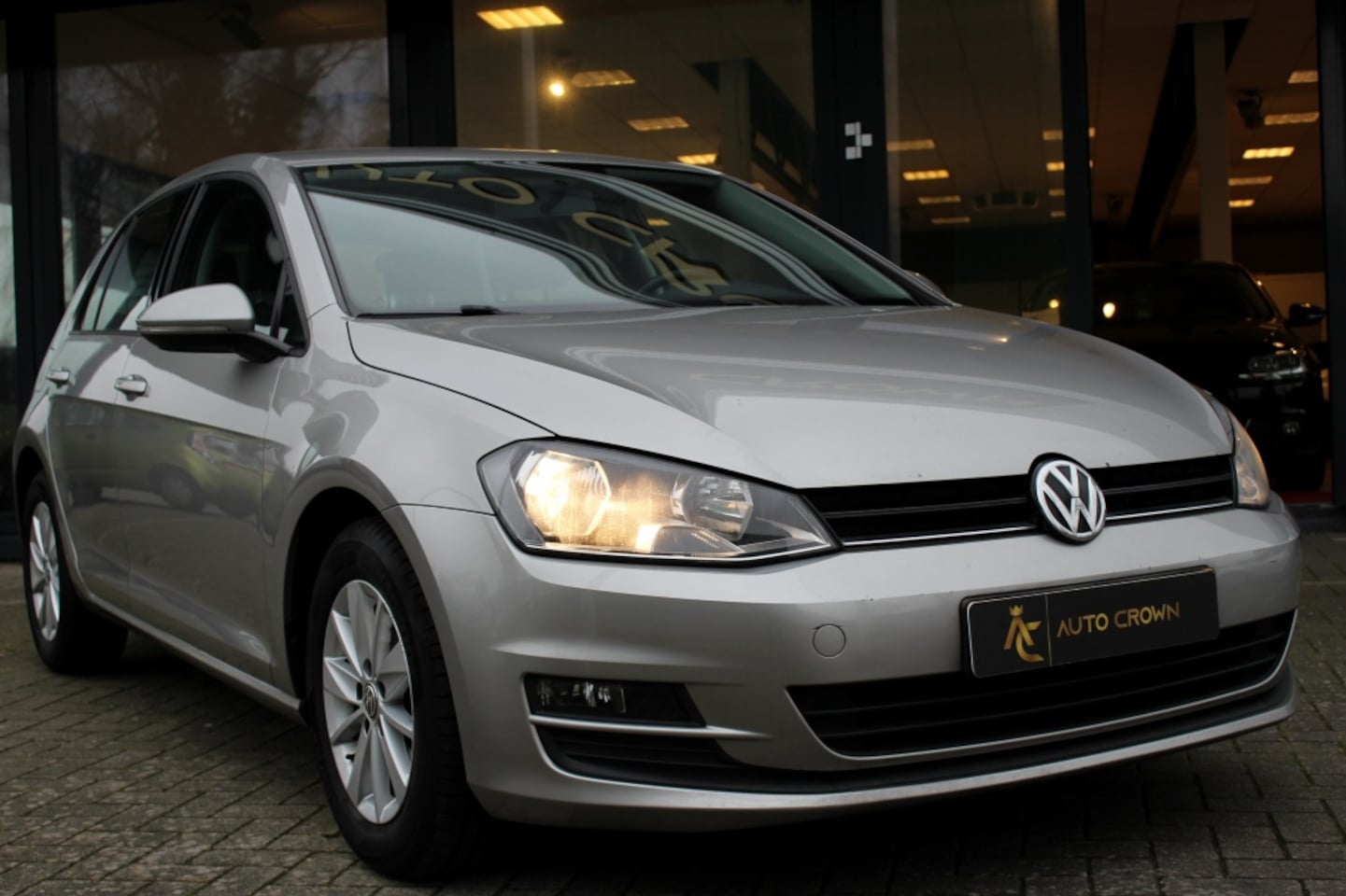 Volkswagen Golf - 1.2 TSI Trendline Airco + Navi! NAP! - AutoWereld.nl