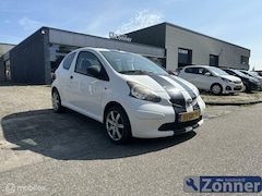 Toyota Aygo - 1.0-12V