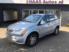 SsangYong Kyron - M 200 Xdi s 4WD / CLIMA / AUTOMATIC / 4 WHEEL DRIVE / 1e EIGENAAR