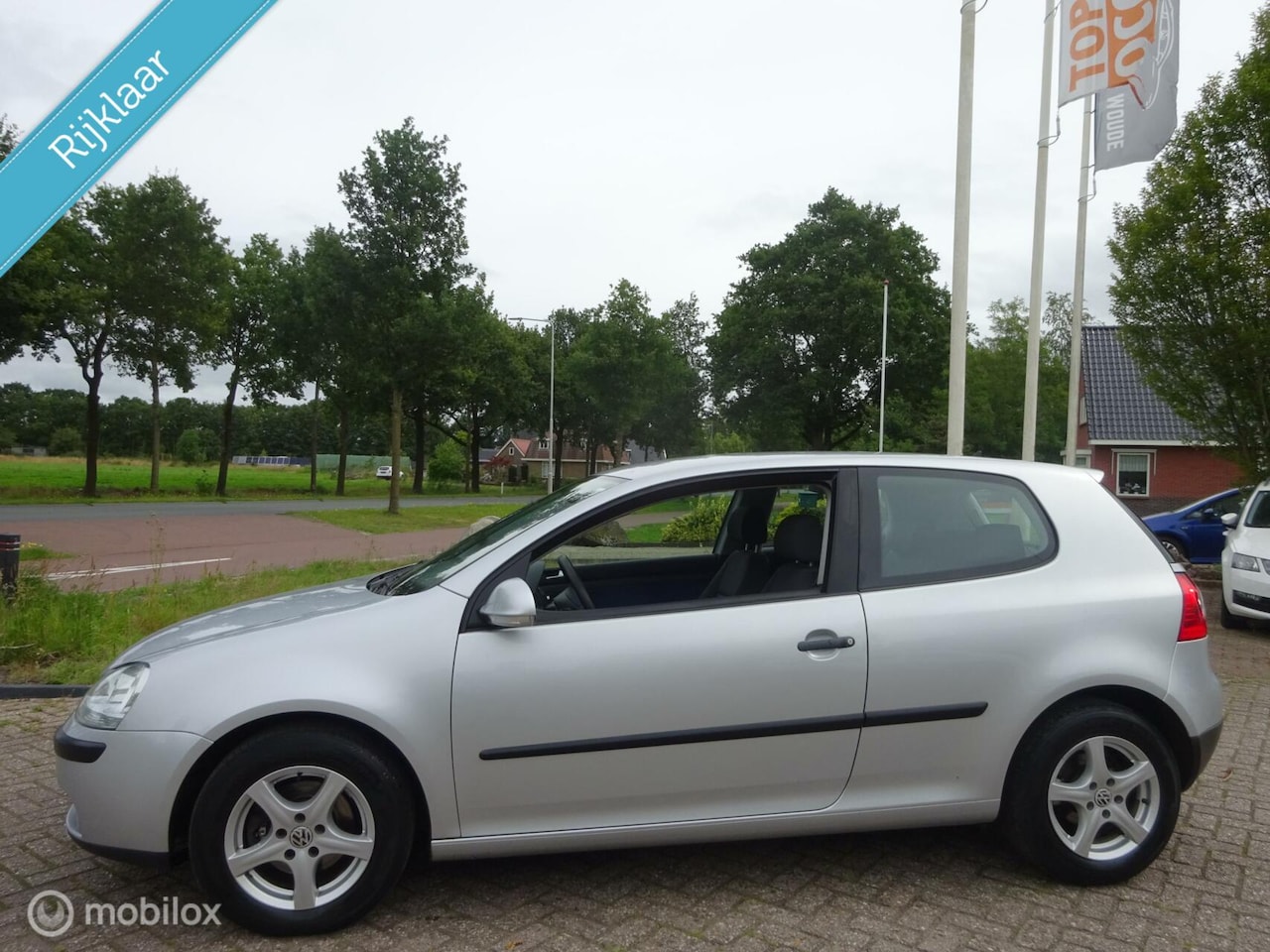 Volkswagen Golf - 1.4 Trendline 1.4 Trendline 3DRS, Airco|Cruise|1-5-25 APK - AutoWereld.nl